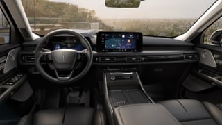 2025 Lincoln Lincoln Aviator Internal Image 2